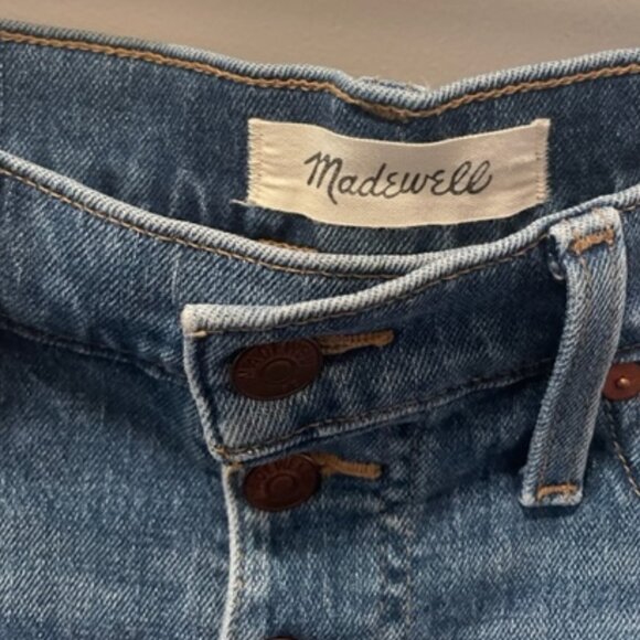 Madewell High-Rise Jean Shorts - Picture 4 of 5
